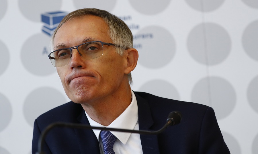 Tavares has car manual for fixing Fiat Chrysler Automotive News Europe